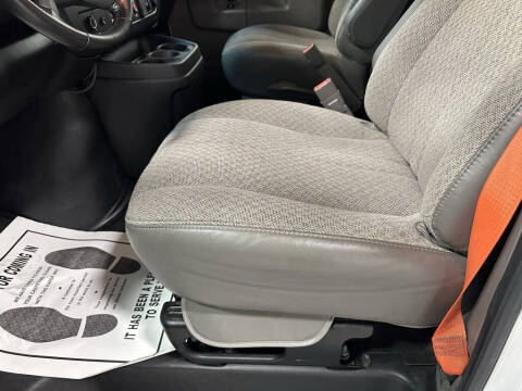 2022 Chevrolet Express 3500