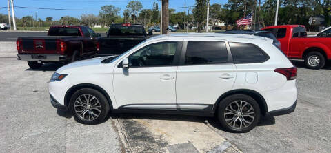 2016 Mitsubishi Outlander SE