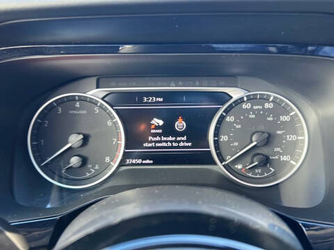 2023 Nissan Pathfinder SV