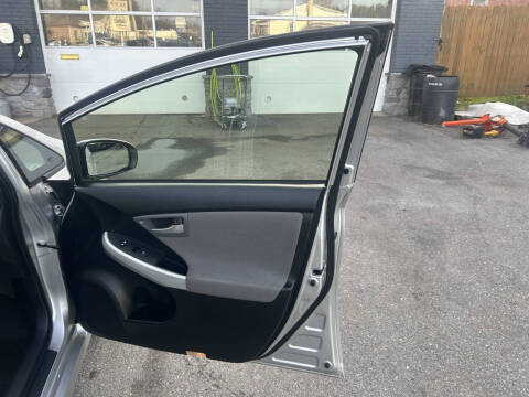 2012 Toyota Prius Three