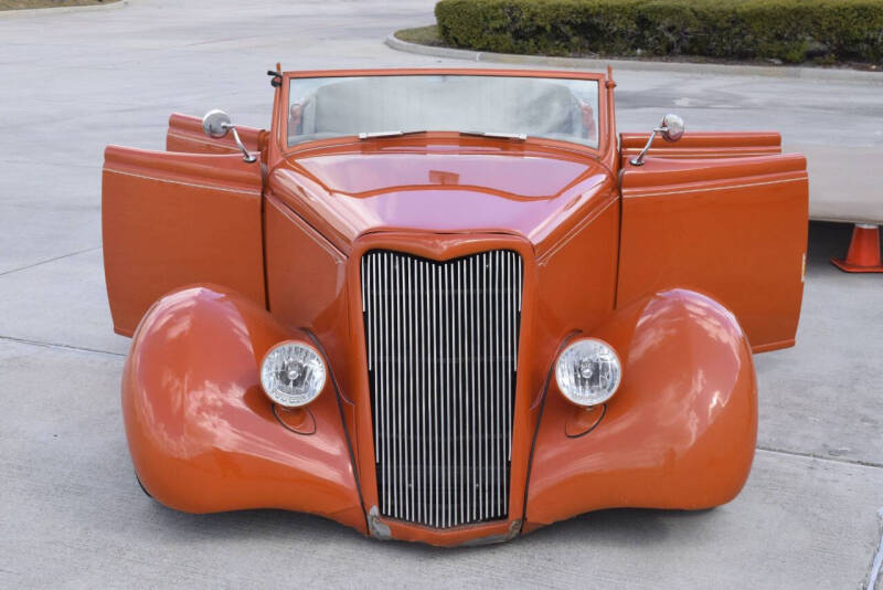 1935 Ford Phaeton