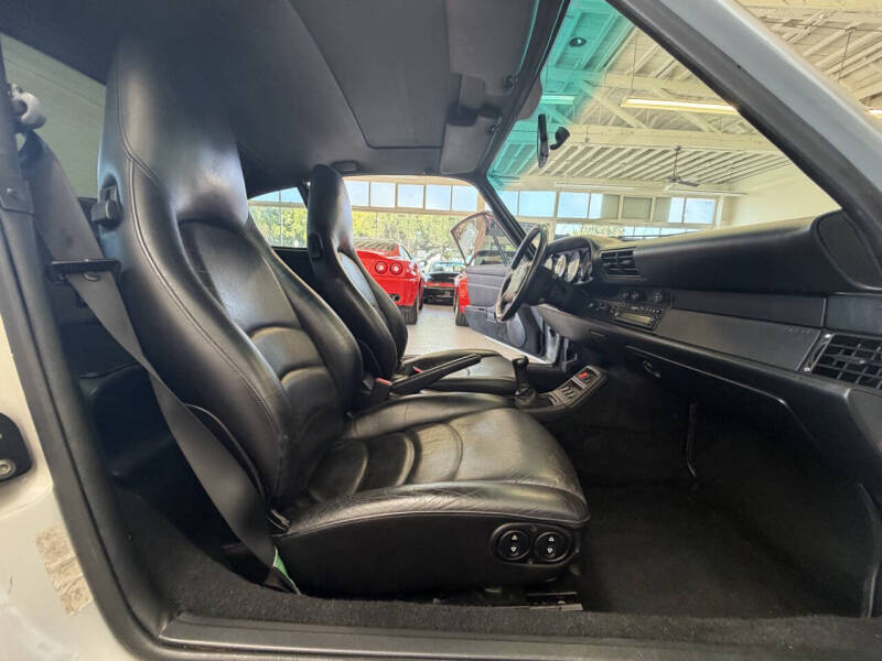 1997 Porsche 911 Carrera 4S