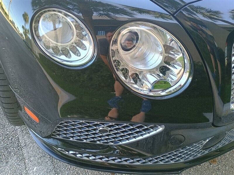 2017 Bentley Continental 31