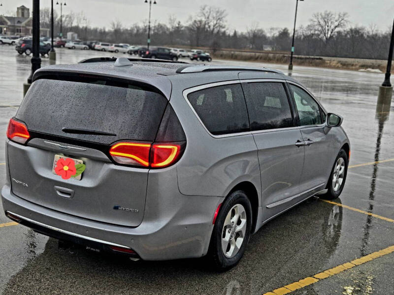 2018 Chrysler Pacifica Hybrid Limited