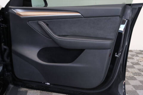 2025 Tesla Model Y Long Range