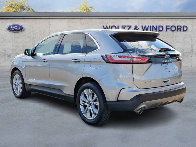2022 Ford Edge Titanium
