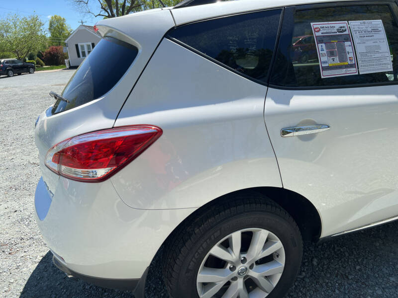 2012 Nissan Murano SV photo 9