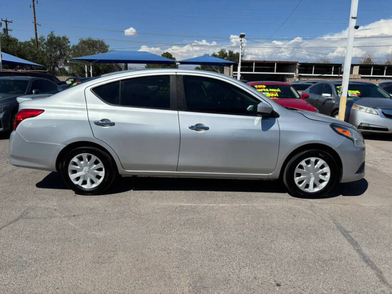 2019 Nissan Versa