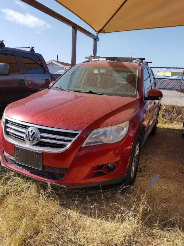 2009 Volkswagen Tiguan SE photo 2