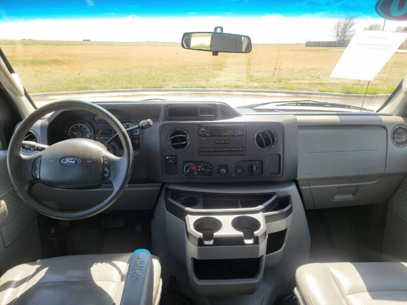 2010 Ford E-Series E-150 XL