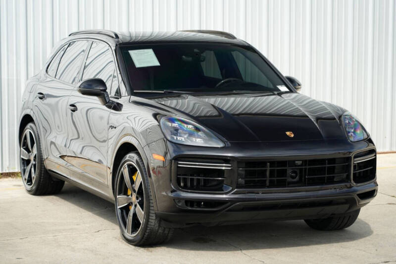 2021 Porsche Cayenne Turbo S E-Hybrid