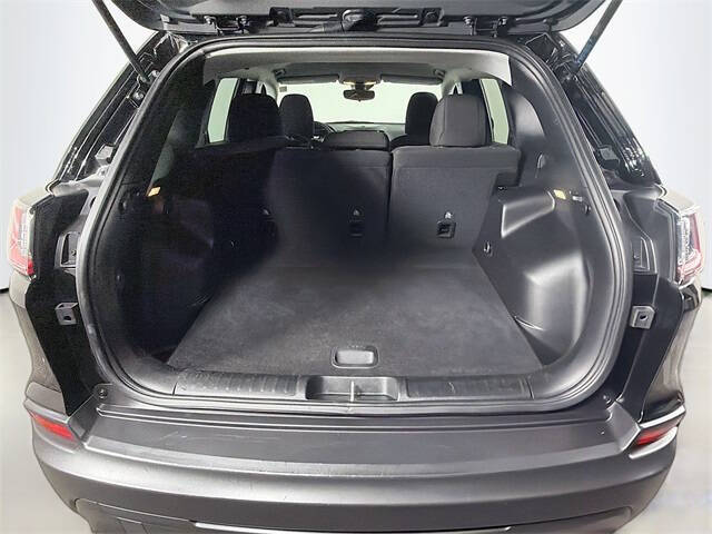 2021 Jeep Cherokee Latitude