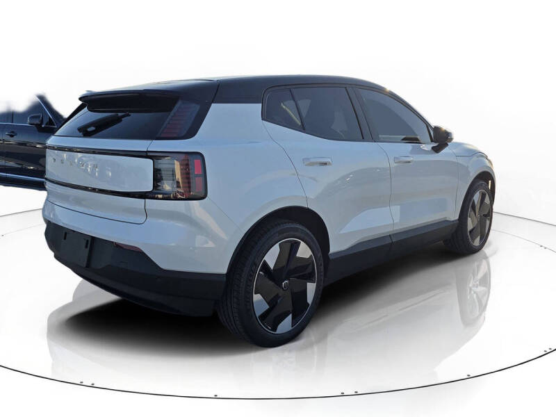 2026 Volvo EX30 Twin Plus