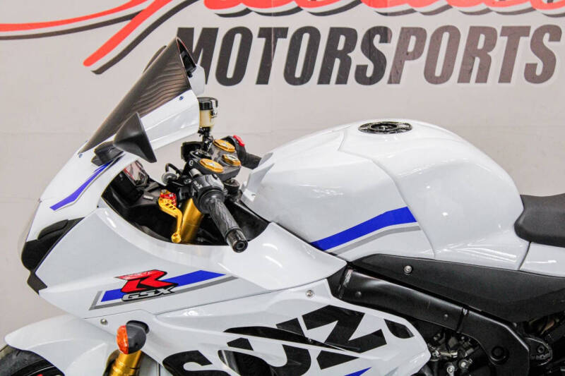 2022 Suzuki GSX-R1000R