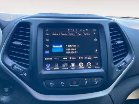 2017 Jeep Cherokee Overland