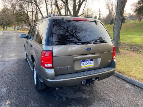 2005 Ford Explorer XLT