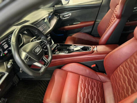 2022 Audi e-tron GT quattro Prestige