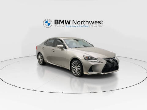 2017 Lexus IS 200t