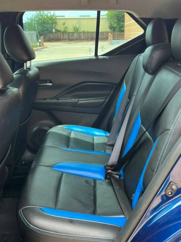 2019 Nissan Kicks SV