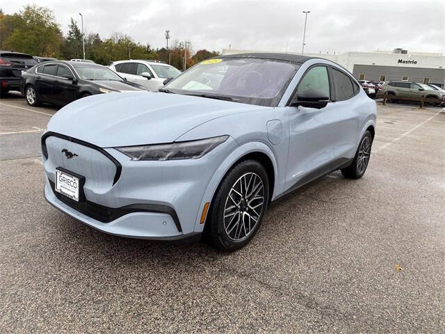 2025 Ford Mustang Mach-E Premium