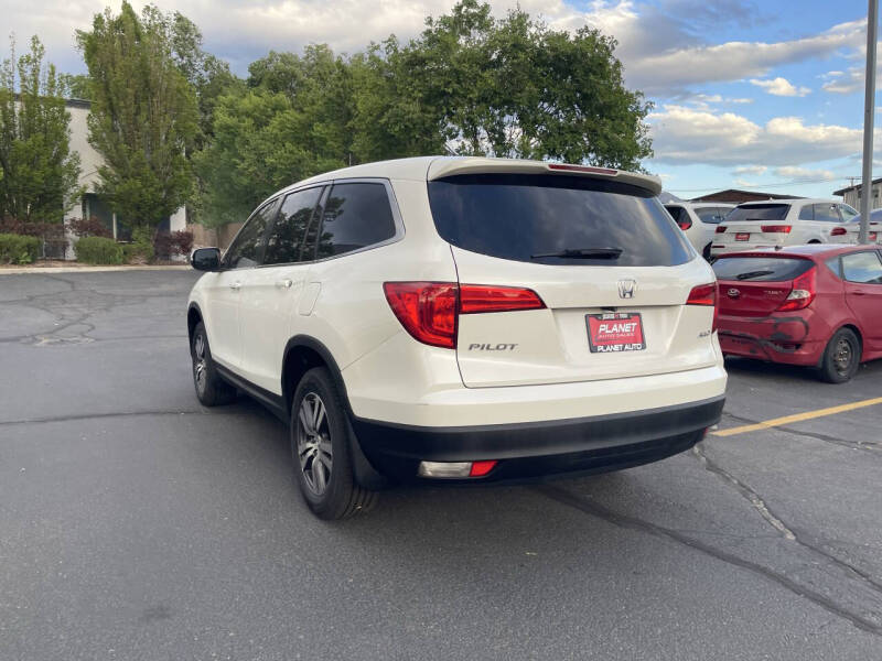 2017 Honda Pilot EX