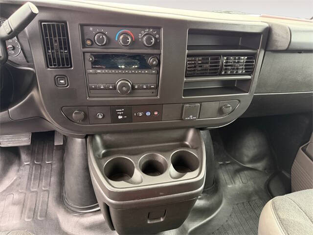 2024 Chevrolet Express 2500