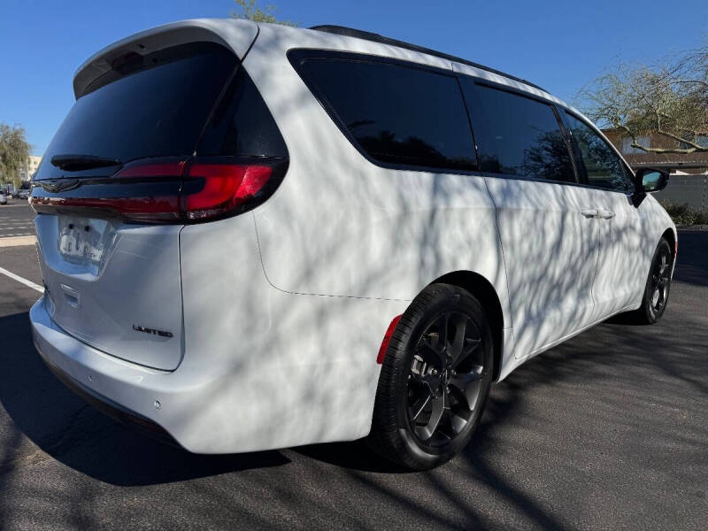 2025 Chrysler Pacifica Limited