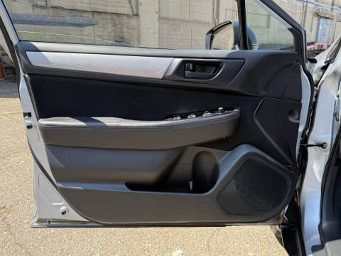2017 Subaru Outback 2.5i