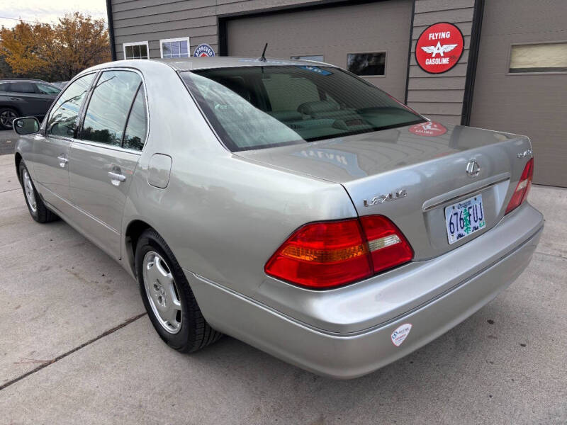 2002 Lexus LS 430