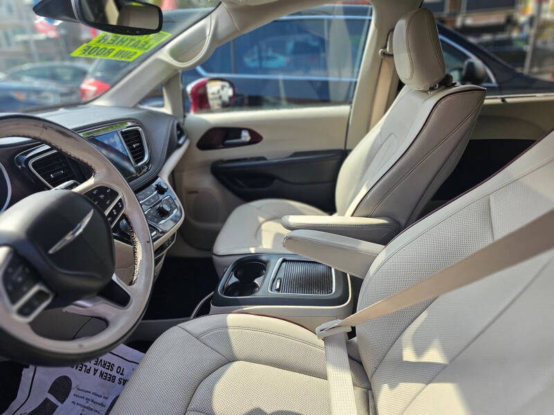 2017 Chrysler Pacifica Limited