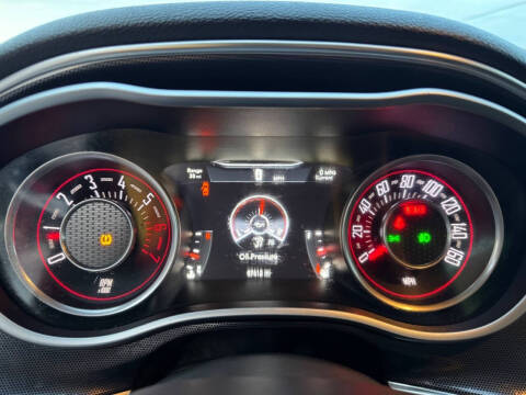 2015 Dodge Challenger R/T Plus