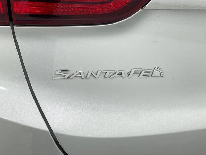 2020 Hyundai Santa Fe SE