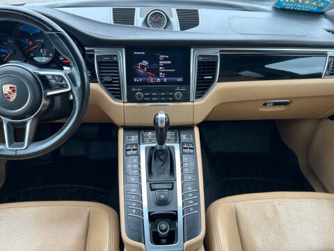 2017 Porsche Macan GTS