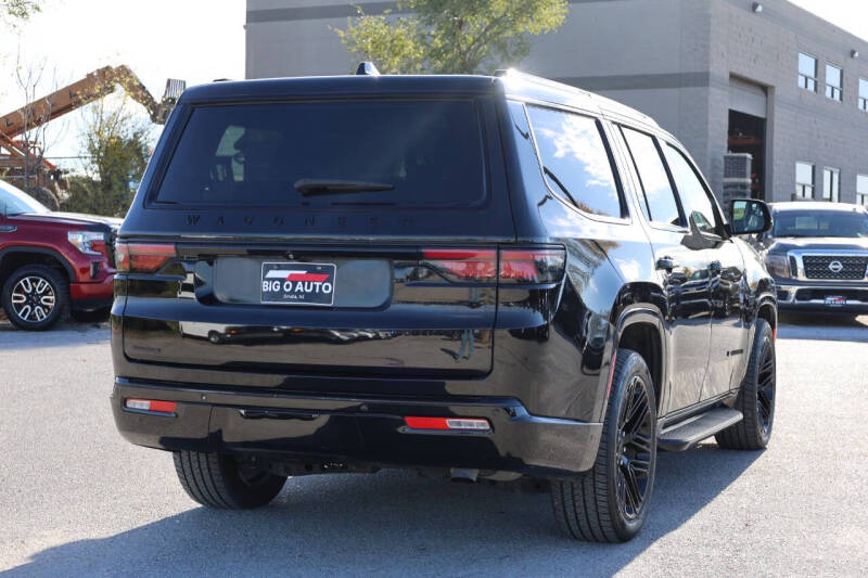 2022 Jeep Wagoneer Series III Carbide