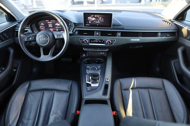 2019 Audi A4 quattro Premium Plus 45 TFSI