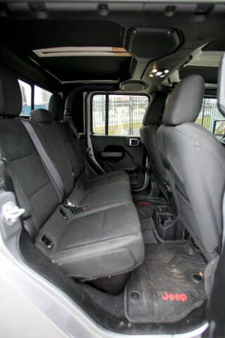 2020 Jeep Gladiator Sport