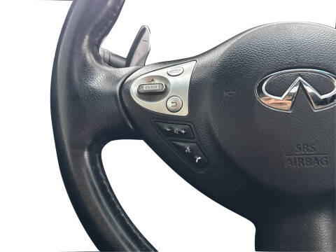 2015 Infiniti QX70