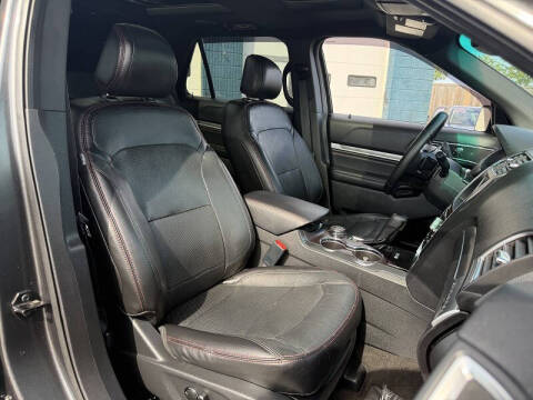 2017 Ford Explorer Sport