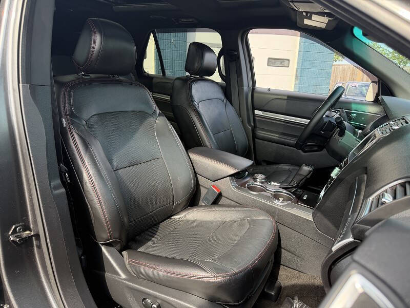 2017 Ford Explorer Sport