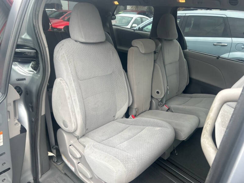 2015 Toyota Sienna