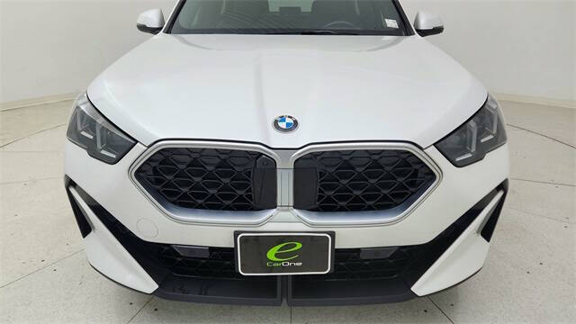 2025 BMW X2 xDrive28i