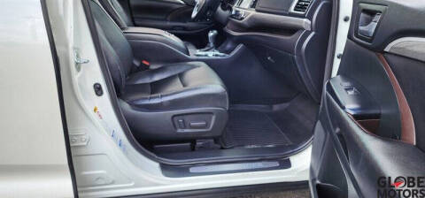 2017 Toyota Highlander Limited Platinum