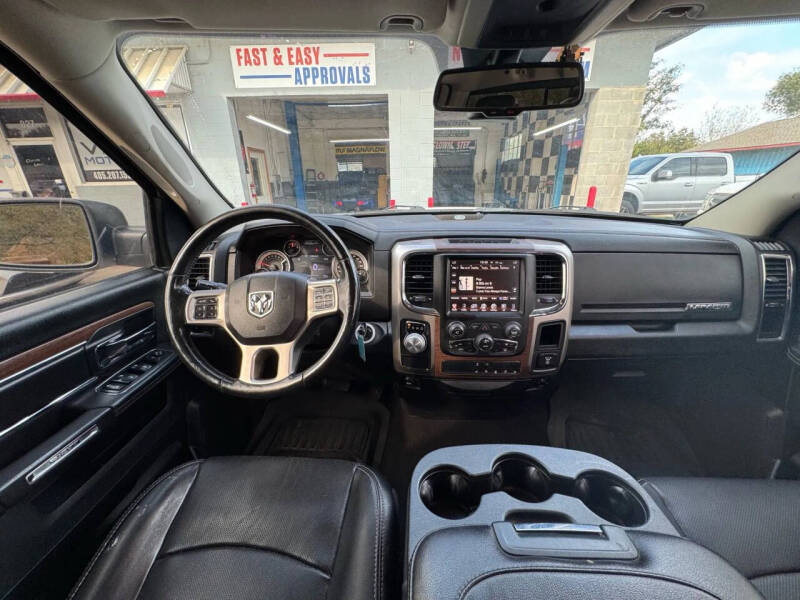 2017 RAM 1500 Laramie