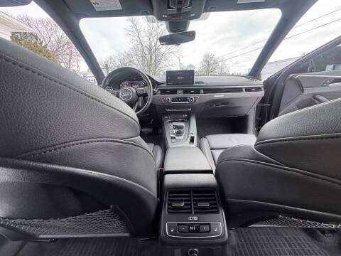 2018 Audi A4 2.0T quattro Premium Plus