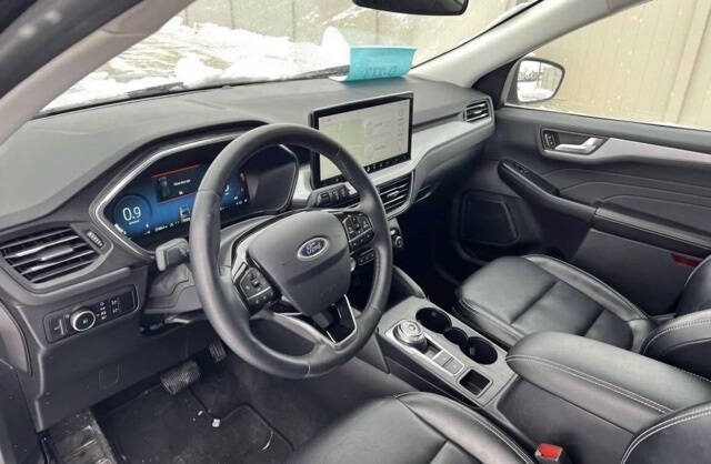 2024 Ford Escape Platinum