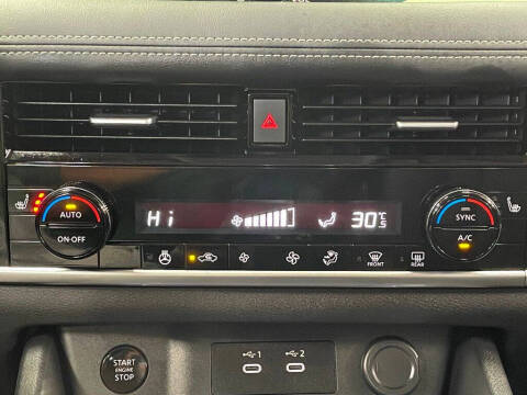 2024 Nissan Rogue SL