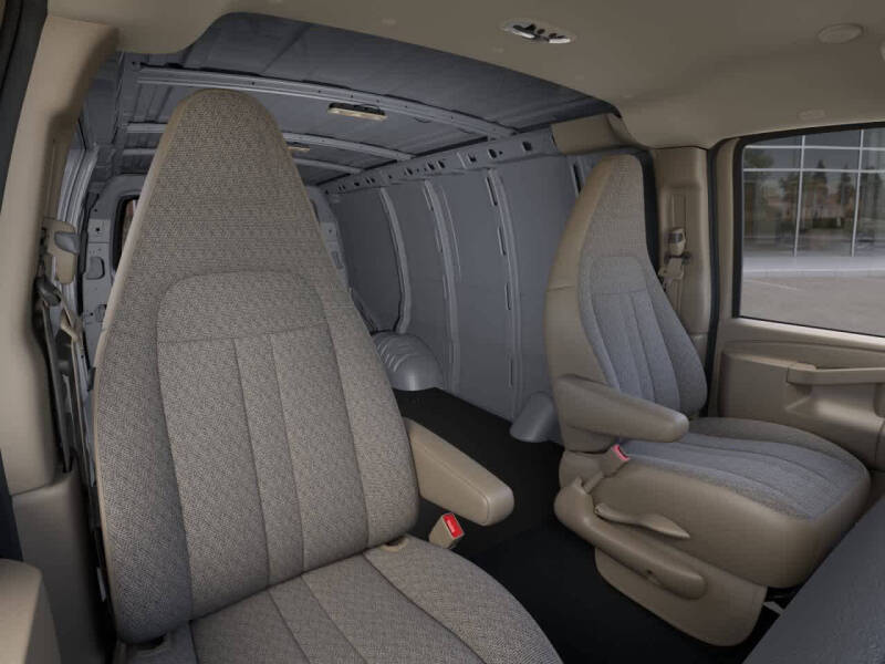 2026 GMC Savana 2500