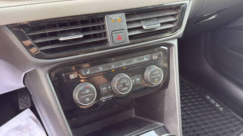 2024 Volkswagen Taos SE 4Motion