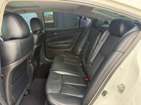 2012 Nissan Maxima