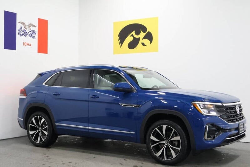 2025 Volkswagen Atlas Cross Sport for sale at Carousel Auto Group in Iowa City IA